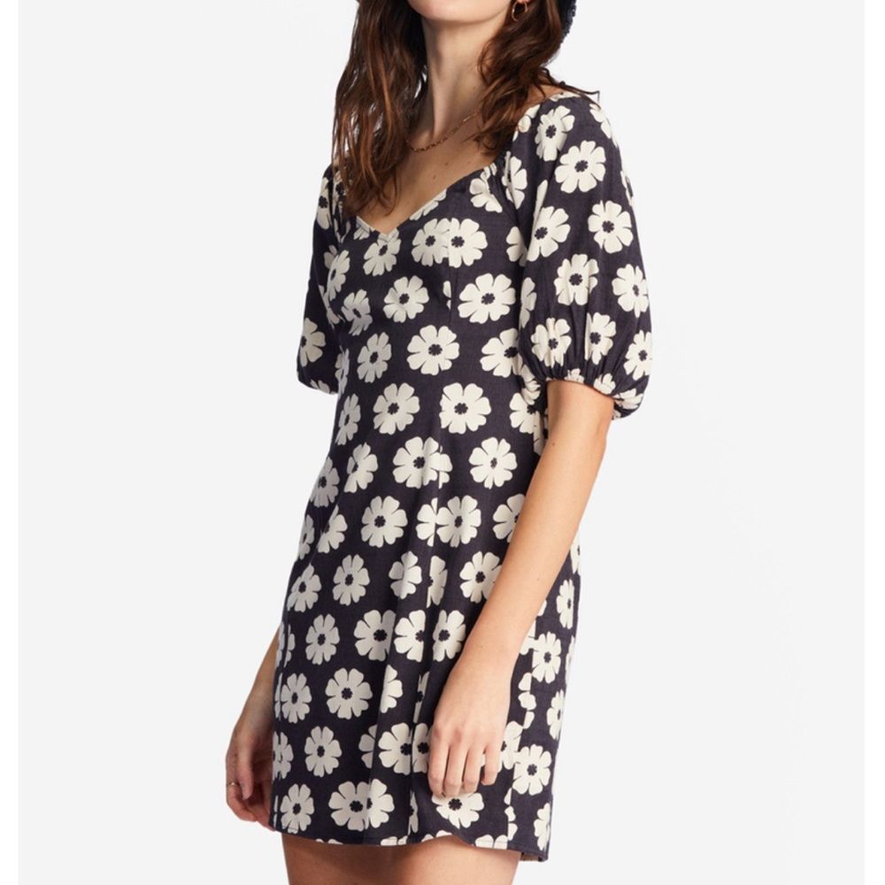 BILLABONG Paradise Puff-Sleeve Floral Mini Dress for women.  Size large. Black.